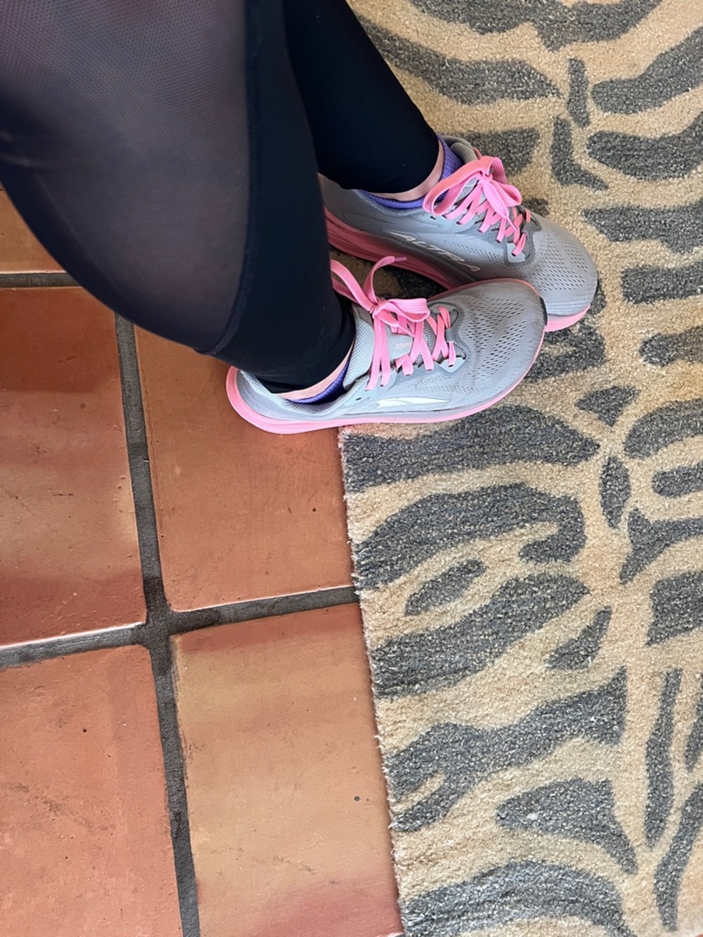 Altra Women's Gray and Pink Athletic Running Shoe - Picture 6 of 7